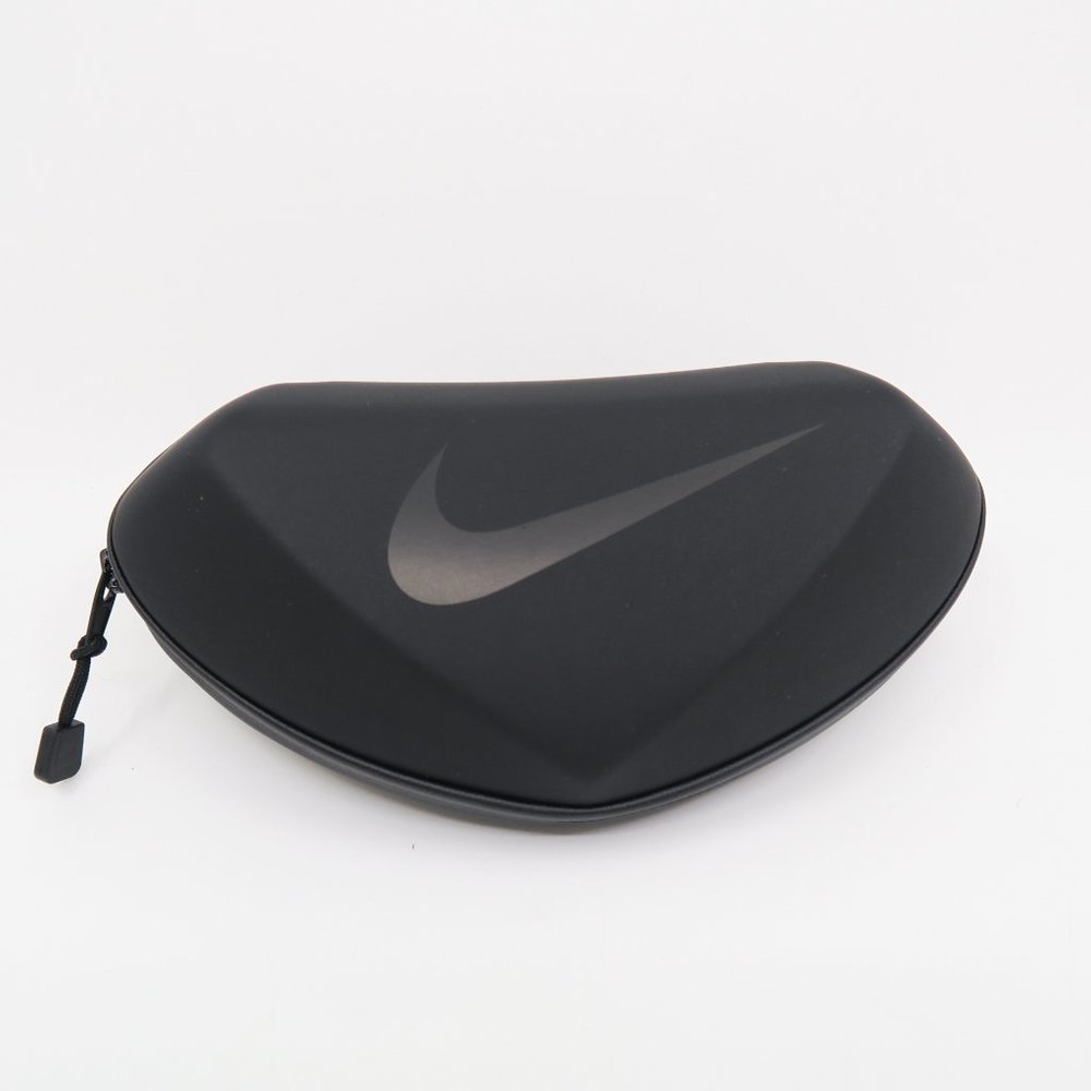Nike MAVERICK P EV1097 011 59mm Black/Blue Polarized Mirror New Sunglasses. - Picture 8 of 8